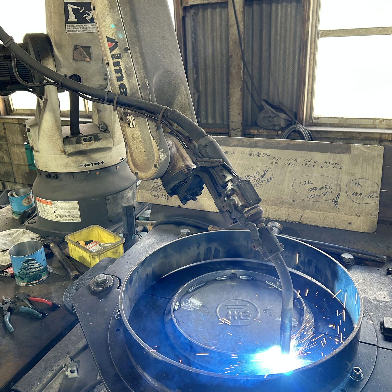 機械溶接の様子1